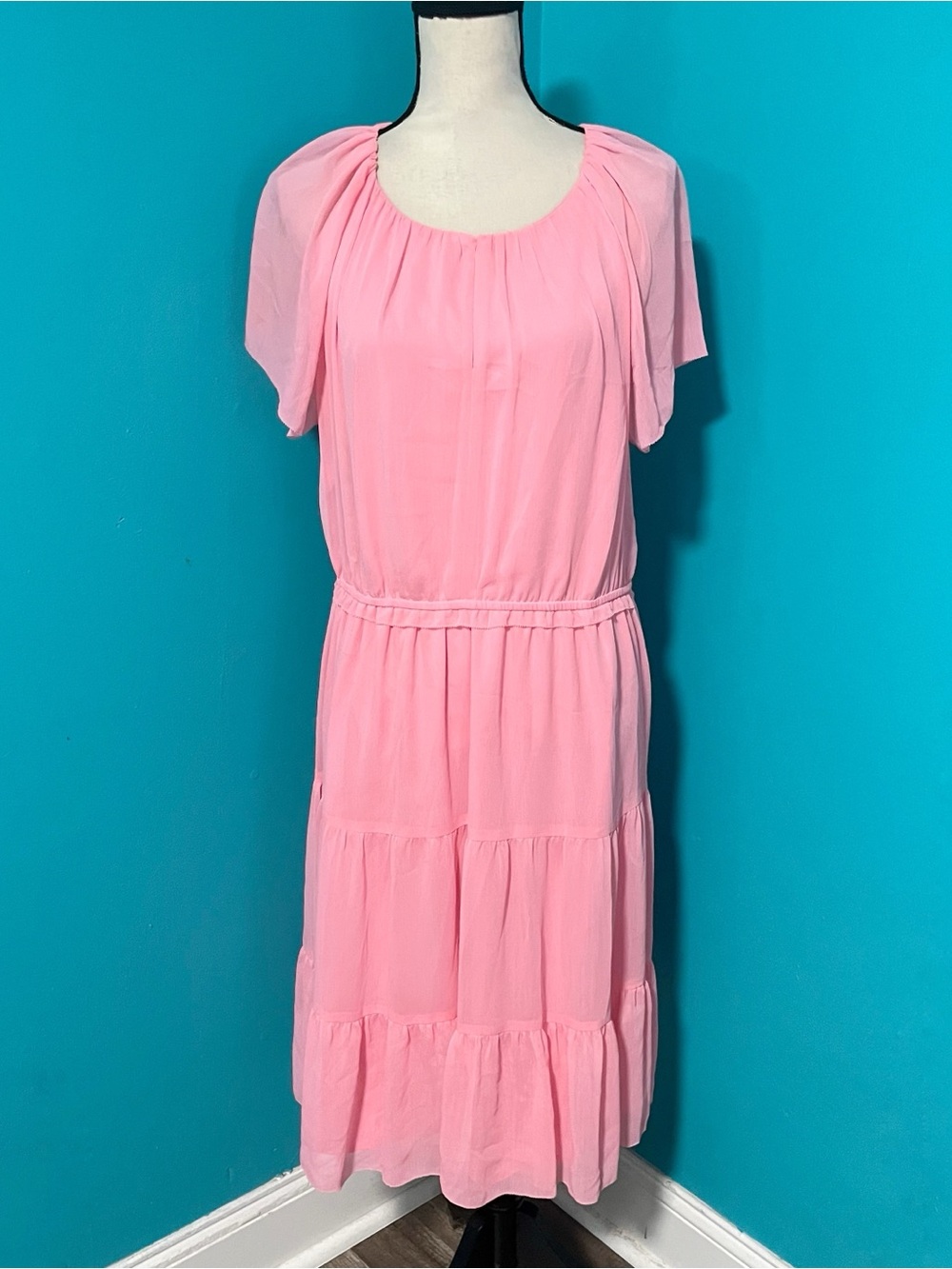Ann Taylor L Candy Pink Short Sleeve Tiered Lightweight Ruffle Dress